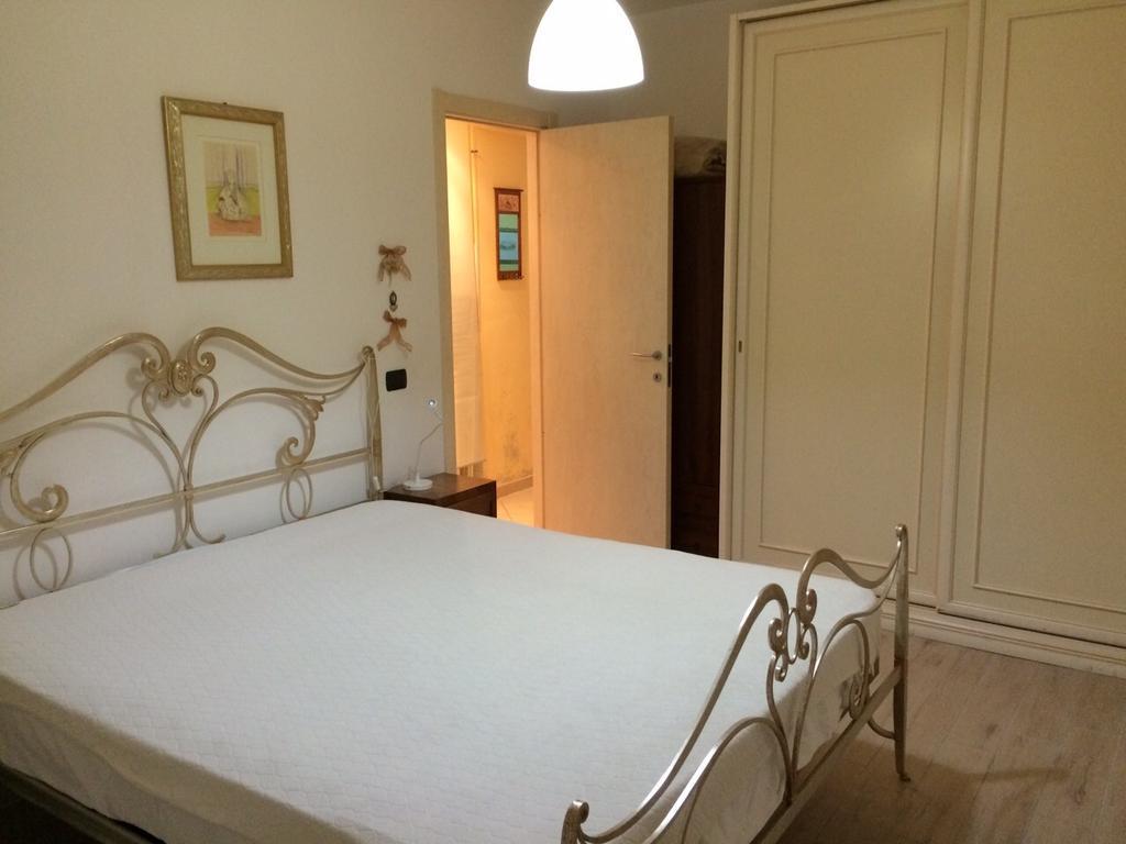 Apartment Largo Del Teatro Porto San Giorgio Room photo